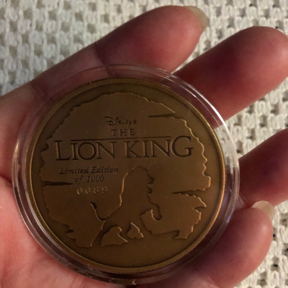 Walt Disney Lion King 15th Anniversary 1994 Bronze Medallion Coin #89/1000 - Picture 8 of 10